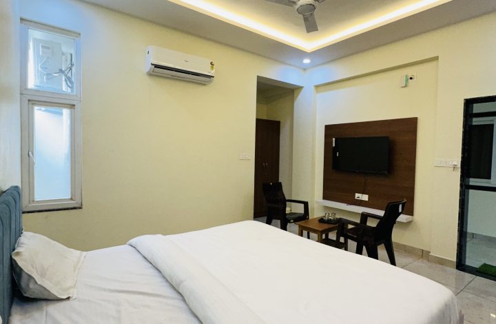 Super Deluxe Room